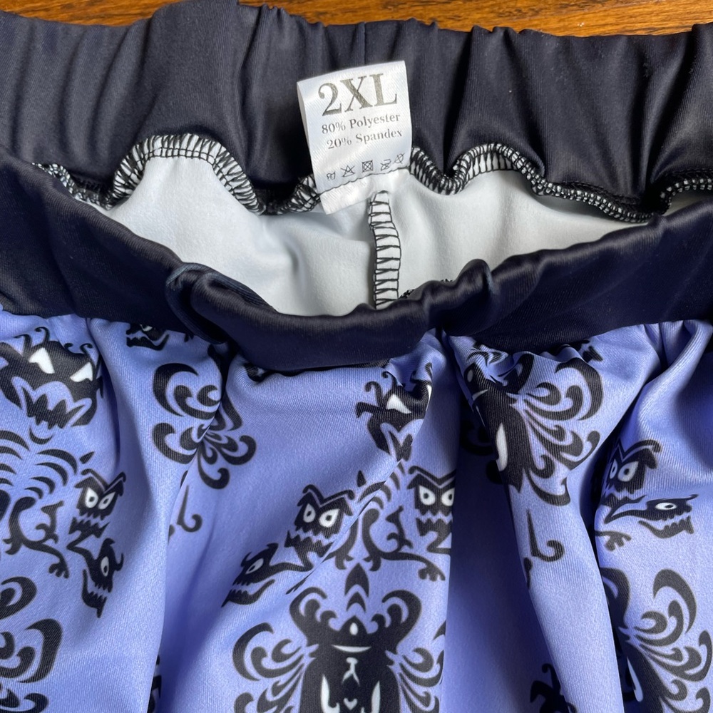 Ambrie Women’s Haunted Mansion Wallpaper Sport Skort NWOT 2XL - Picture 3 of 4